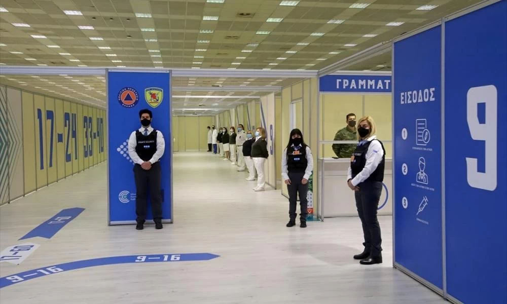 Θεσσαλονίκη: Έκλεψαν φιαλίδιο της Pfizer από εμβολιαστικό κέντρο